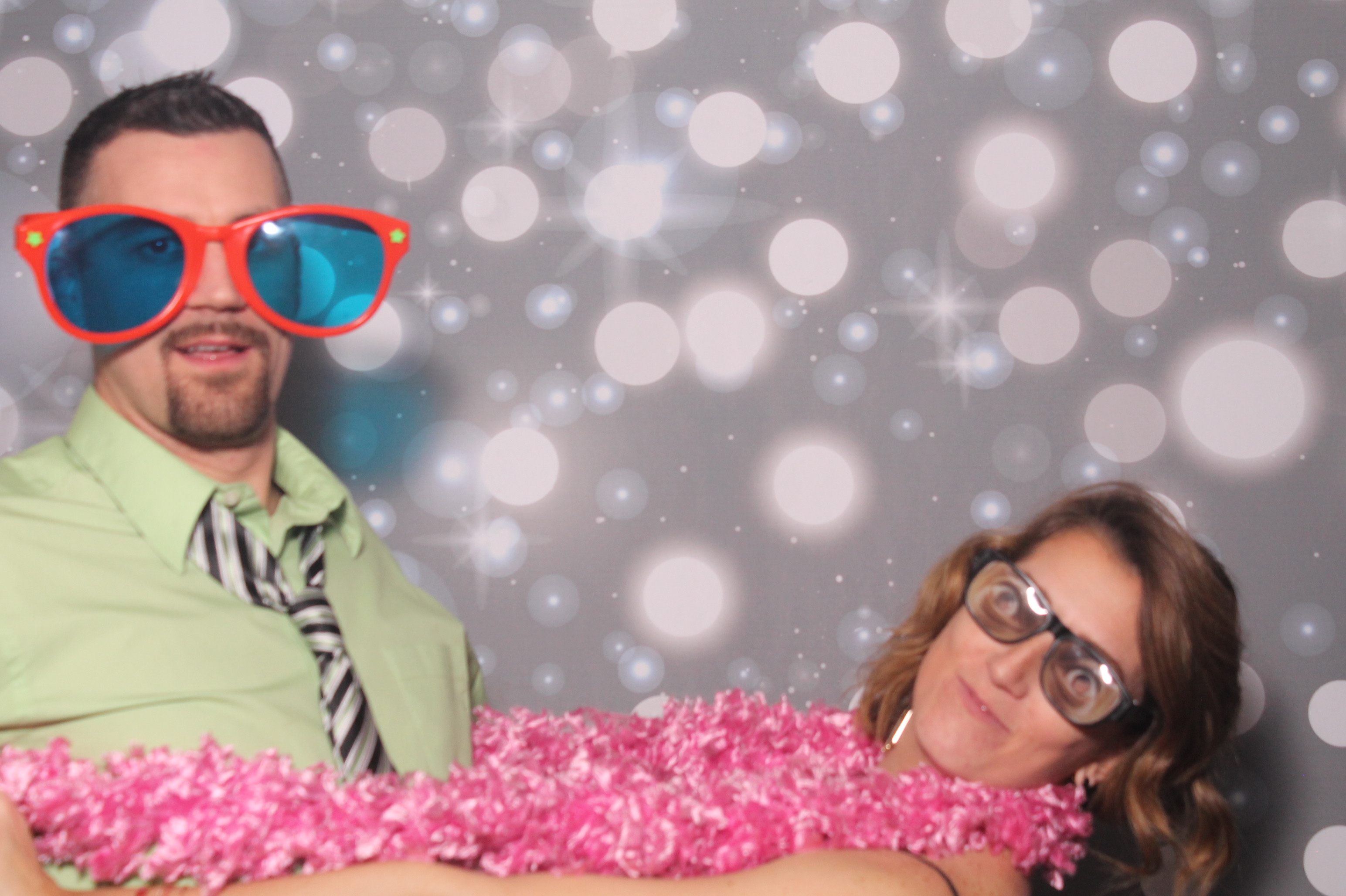 Brandy & Jordan | View more photos from the event at gallery.photoboothcincy.com/u/PhotoBoothCincy/Brandy-Jordan